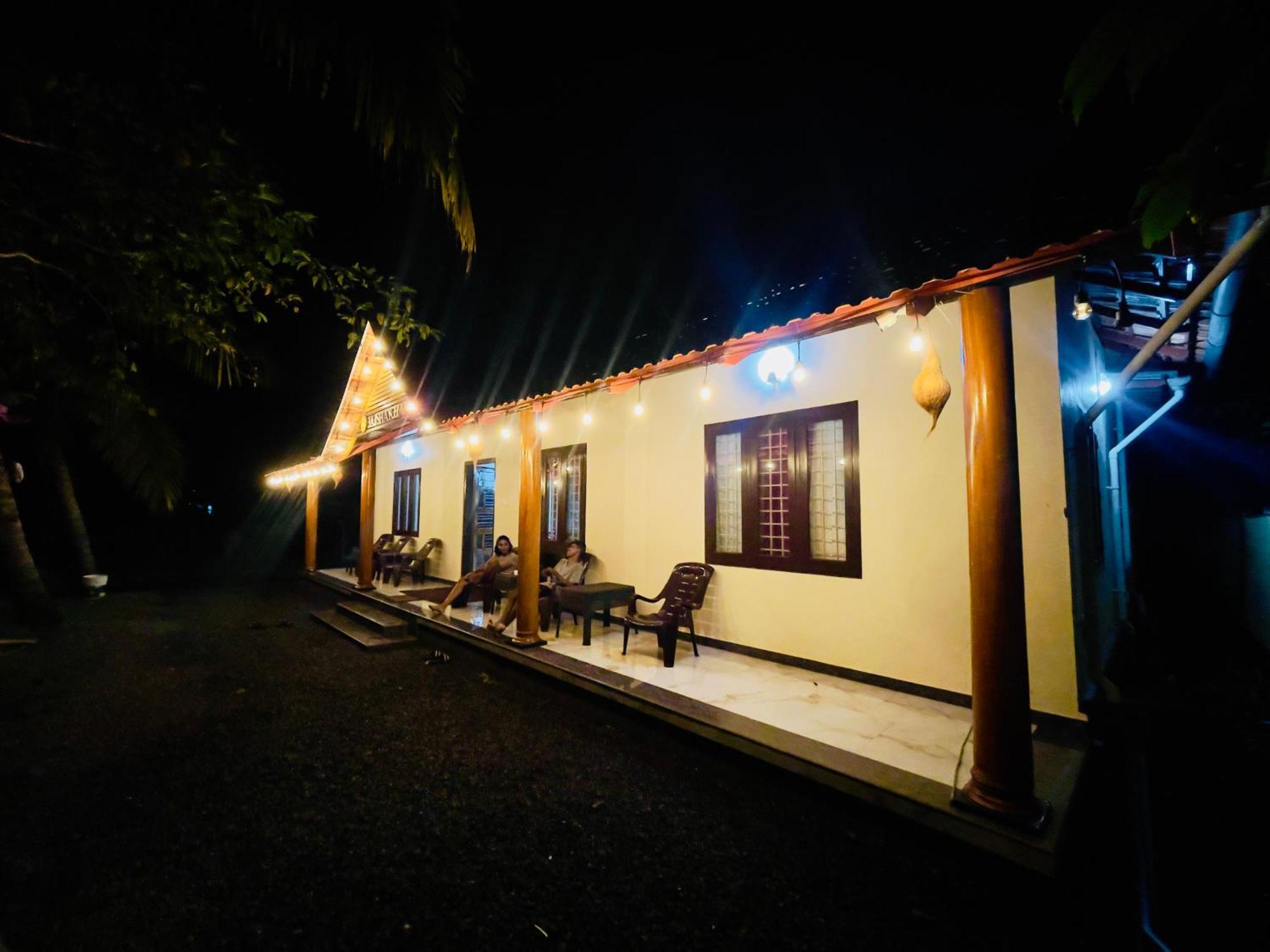 Tulsi Kayal Retreat Διαμέρισμα Champakulam Εξωτερικό φωτογραφία